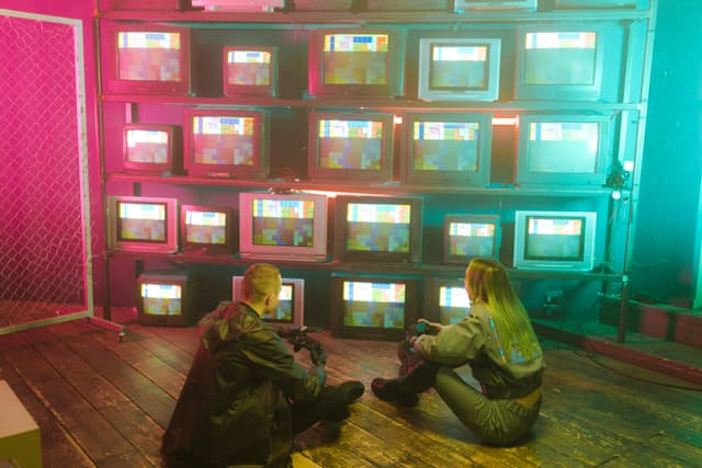 Fait amusant sur le Québec: PRODUCTIONS